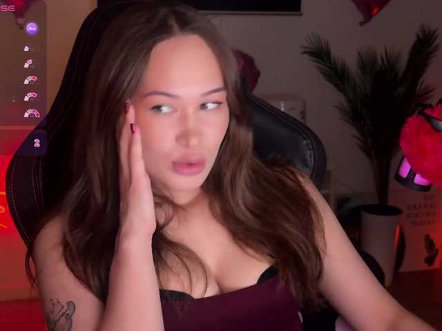 imEmiliya live cam on BongaCams