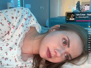 VikkiExtraCheese