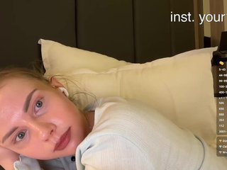 VikkiExtraCheese Porn Show