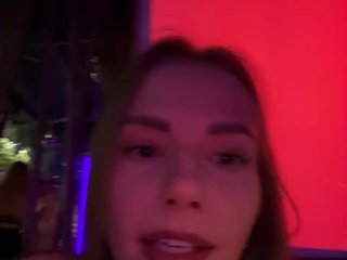 VikkiExtraCheese Porn Show