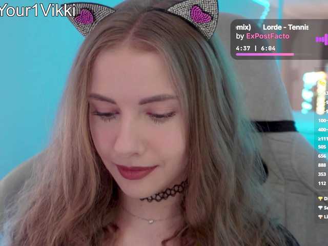 -VikkiL0vesCheese- live cam on BongaCams