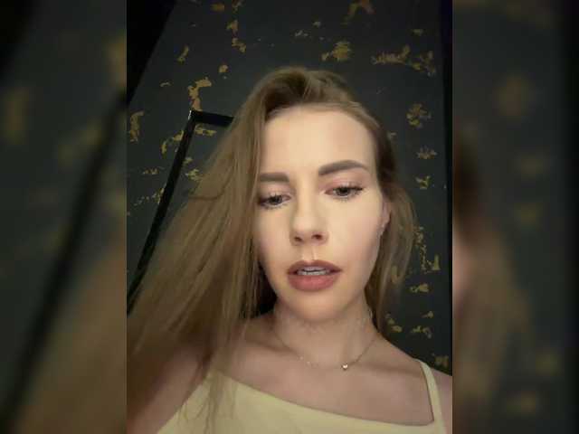 Live трансляция VikkiExtraCheese - slutnetki.online