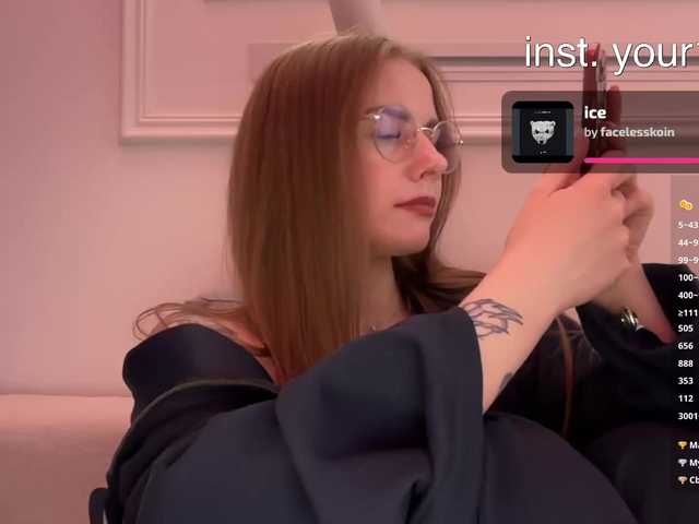 VikkiExtraCheese