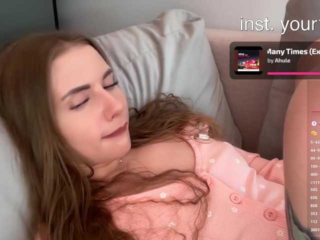 VikkiExtraCheese