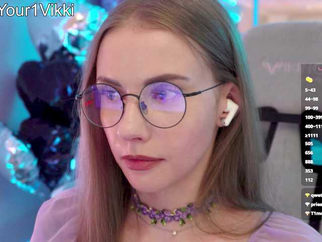-VikkiL0vesCheese-