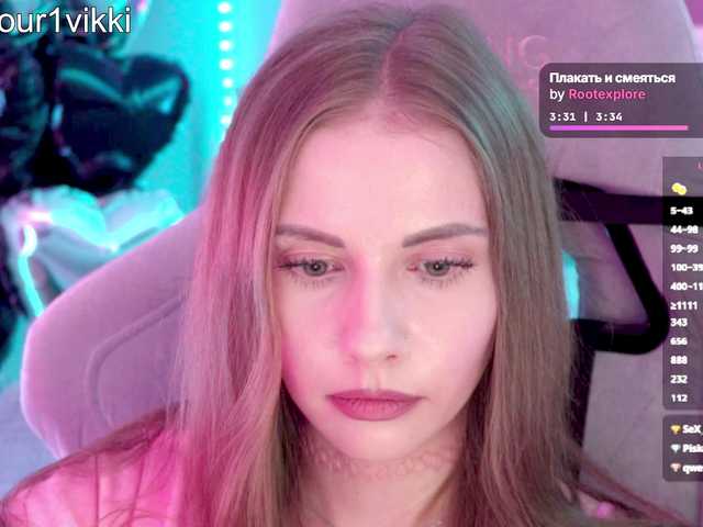 -VikkiL0vesCheese-