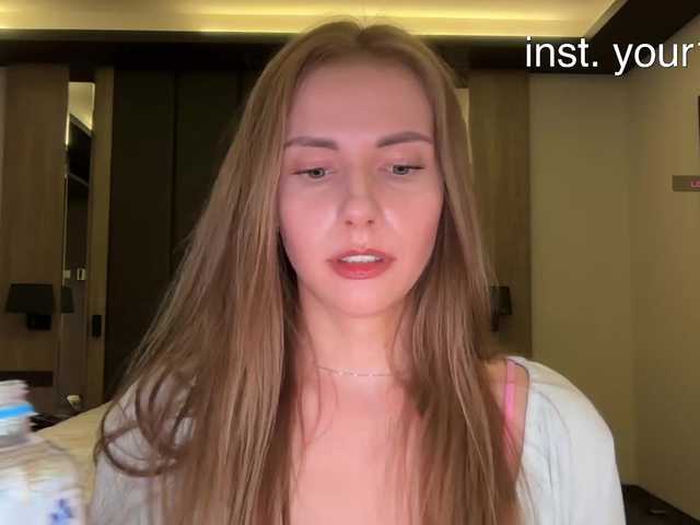 VikkiExtraCheese