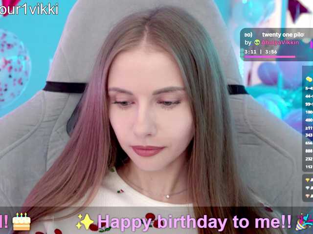 VikkiExtraCheese