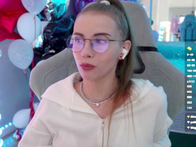 VikkiExtraCheese