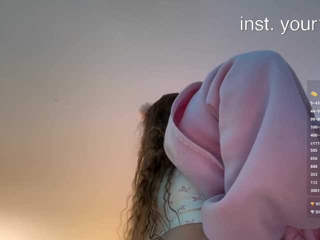 -VikkiL0vesCheese-