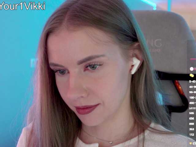 -VikkiL0vesCheese-