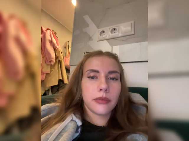 Live трансляция VikkiExtraCheese - slutnetki.online