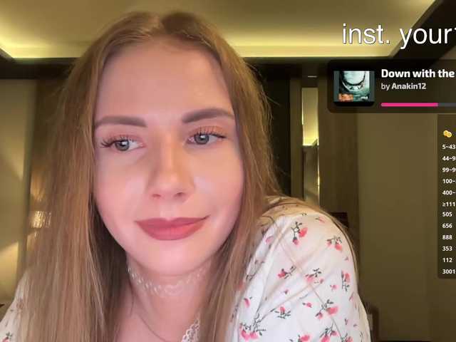 VikkiExtraCheese