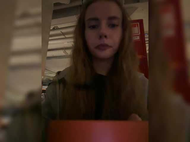 VikkiExtraCheese live webcam show
