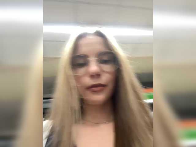 VikkiExtraCheese