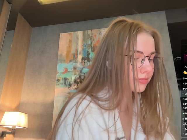 -VikkiL0vesCheese-'s BongaCams show and profile