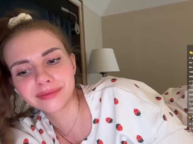 VikkiExtraCheese preview