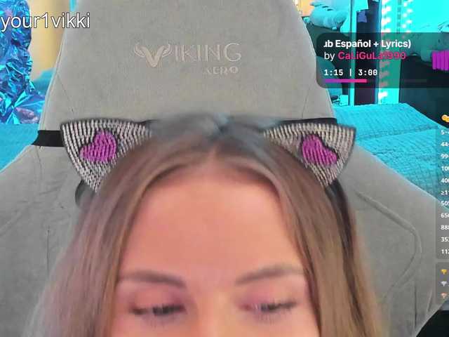 -VikkiL0vesCheese- live webcam show