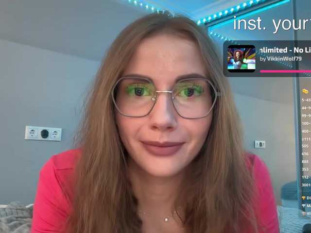 -VikkiL0vesCheese-
