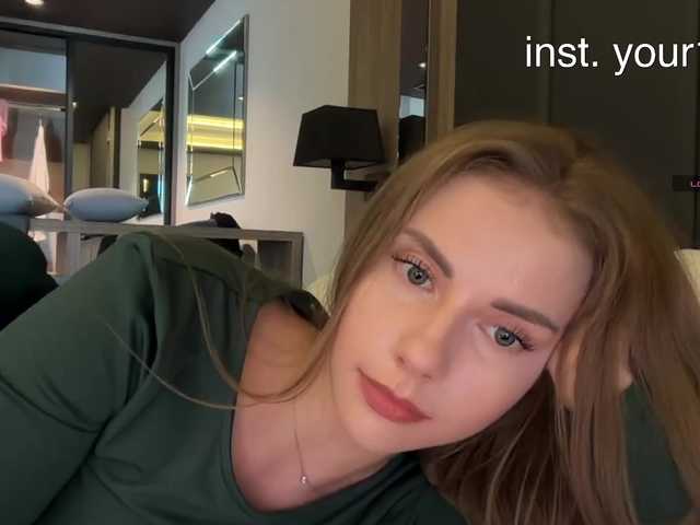 -VikkiL0vesCheese- live cam on UnifiedCams