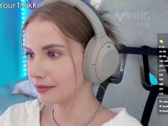 -VikkiL0vesCheese-