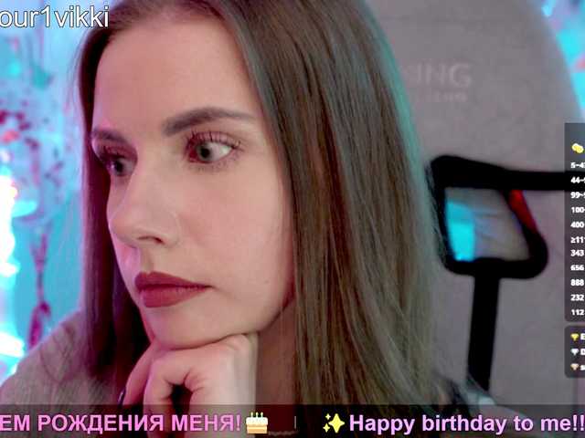 VikkiExtraCheese