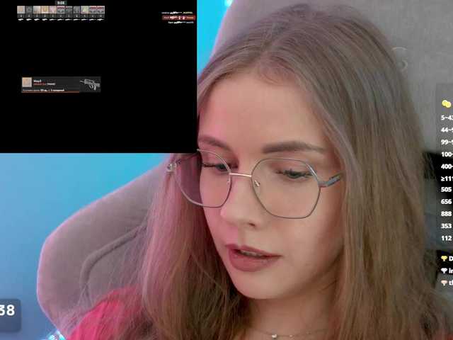 -VikkiL0vesCheese- live cam on BongaCams