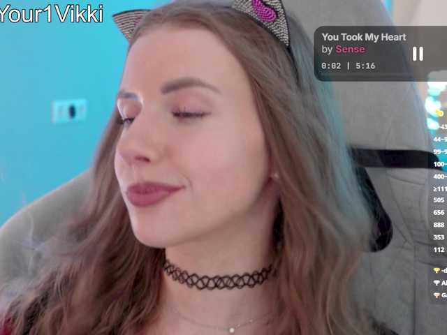 -VikkiL0vesCheese- live webcam show