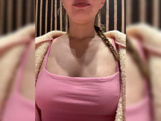 -VikkiL0vesCheese-