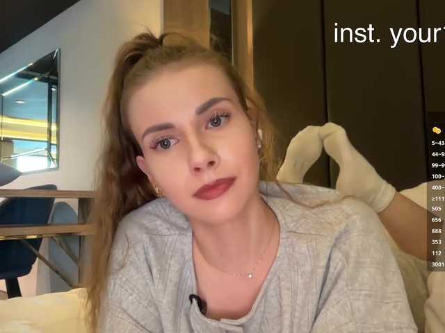 -VikkiL0vesCheese-