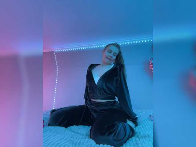 VikkiExtraCheese