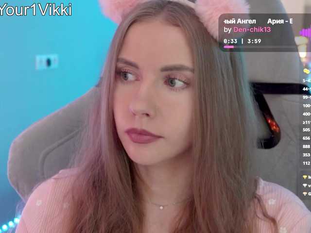 -VikkiL0vesCheese-