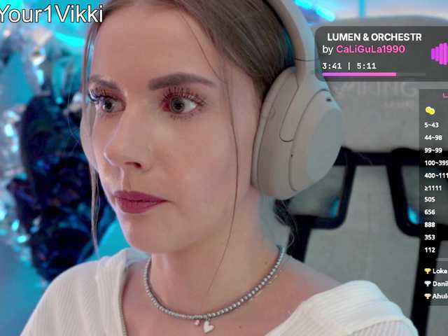 -VikkiL0vesCheese-