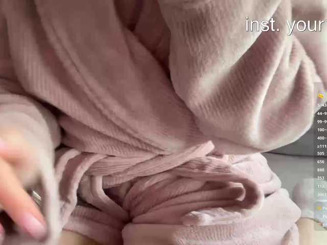 VikkiExtraCheese
