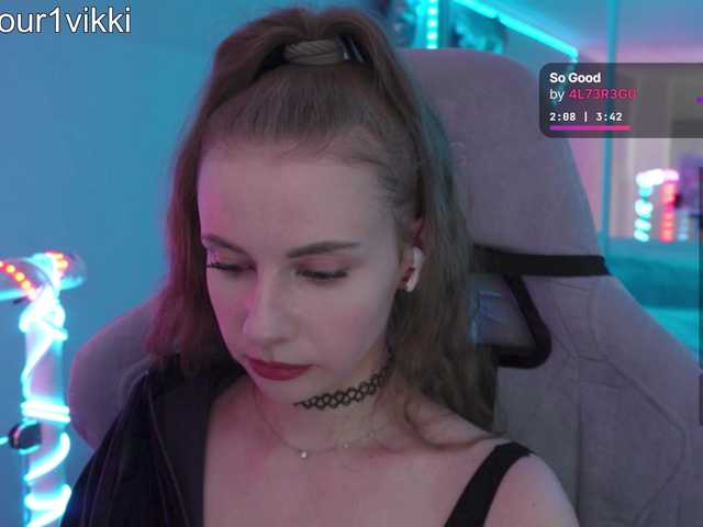 -VikkiL0vesCheese-