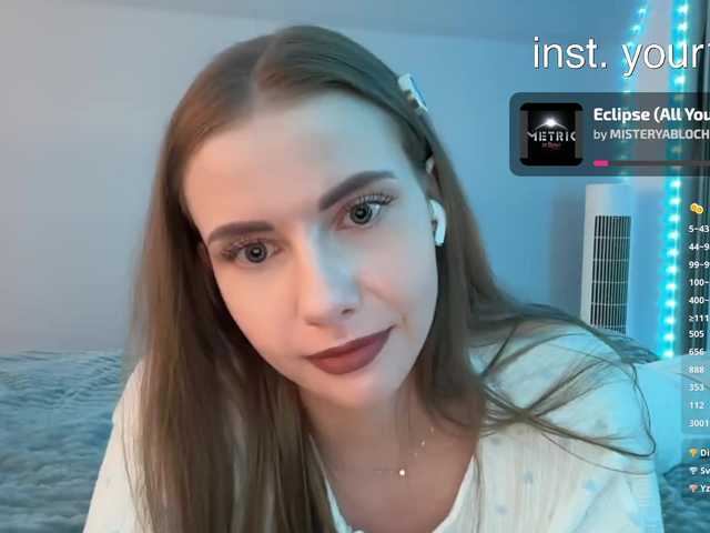 -VikkiL0vesCheese-