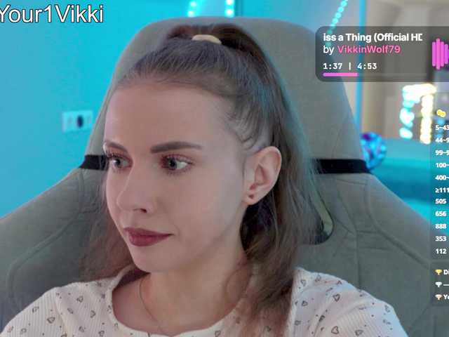 -VikkiL0vesCheese- live cam on BongaCams