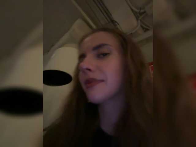 -VikkiL0vesCheese-