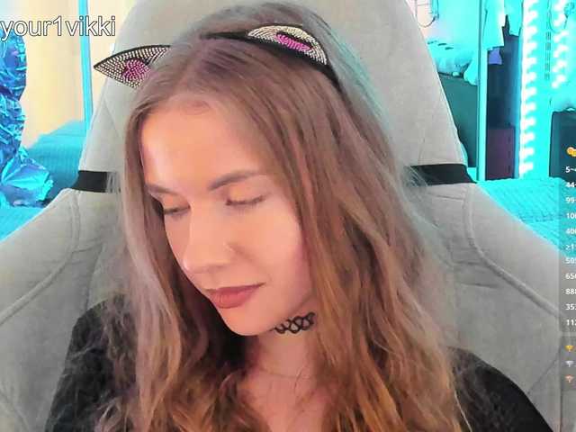 -VikkiL0vesCheese- live webcam show