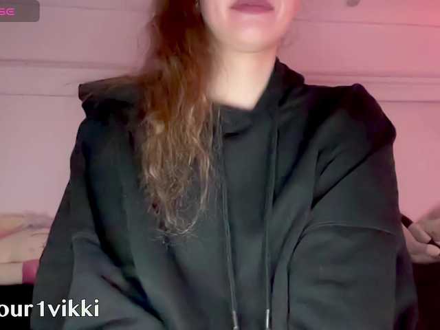 -VikkiL0vesCheese-