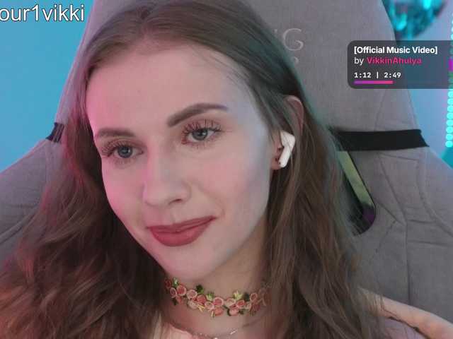 -VikkiL0vesCheese-
