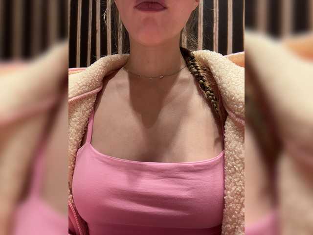 VikkiExtraCheese