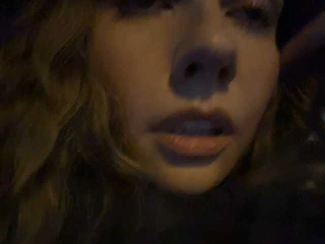 VikkiExtraCheese