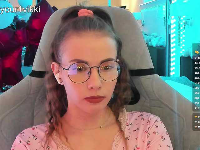 -VikkiL0vesCheese- live cam on BongaCams