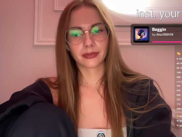 -VikkiL0vesCheese-