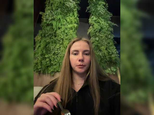-VikkiL0vesCheese-