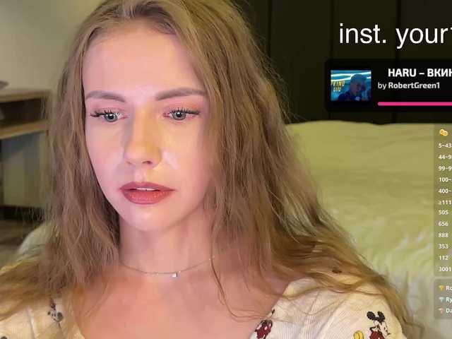 VikkiExtraCheese