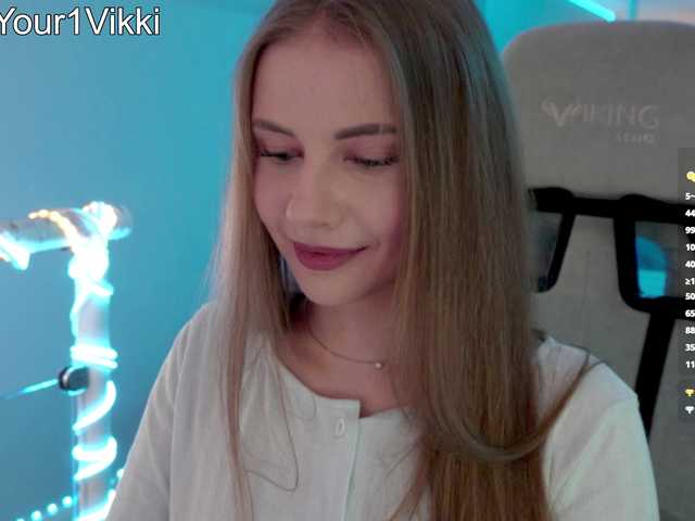 -VikkiL0vesCheese-