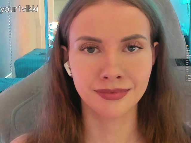 VikkiExtraCheese live webcam show