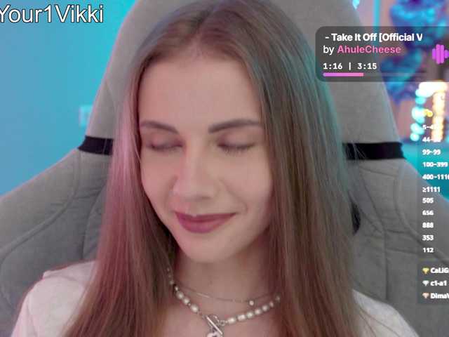 -VikkiL0vesCheese- live cam on BongaCams